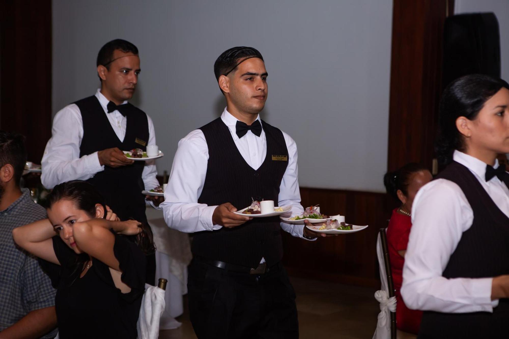 Gran Hotel De Lago - Lago Agrio Nueva Loja Ngoại thất bức ảnh