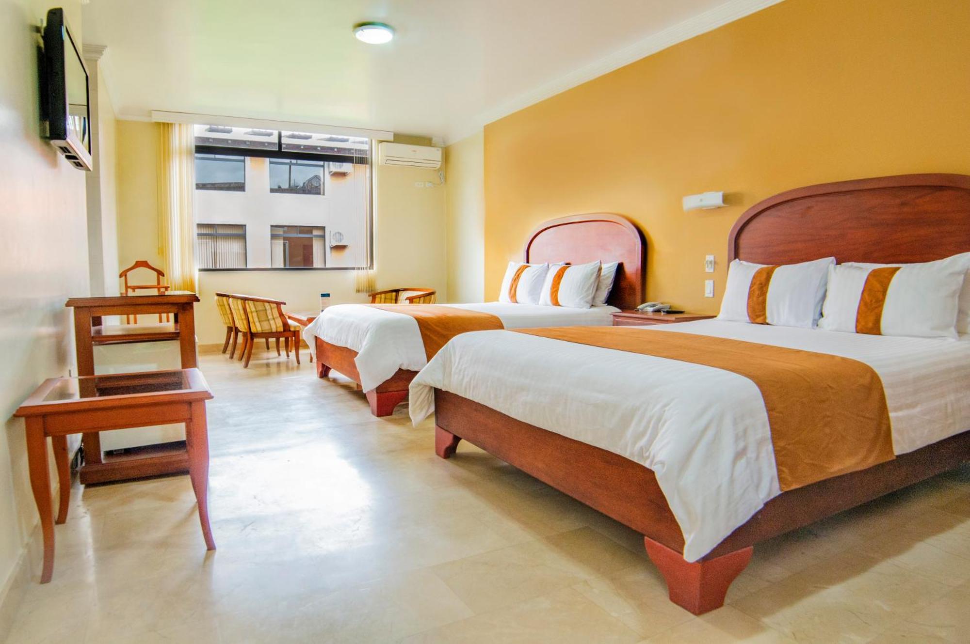 Gran Hotel De Lago - Lago Agrio Nueva Loja Ngoại thất bức ảnh