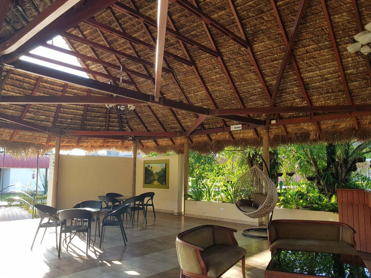Gran Hotel De Lago - Lago Agrio Nueva Loja Ngoại thất bức ảnh