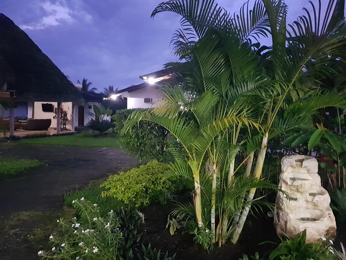 Gran Hotel De Lago - Lago Agrio Nueva Loja Ngoại thất bức ảnh