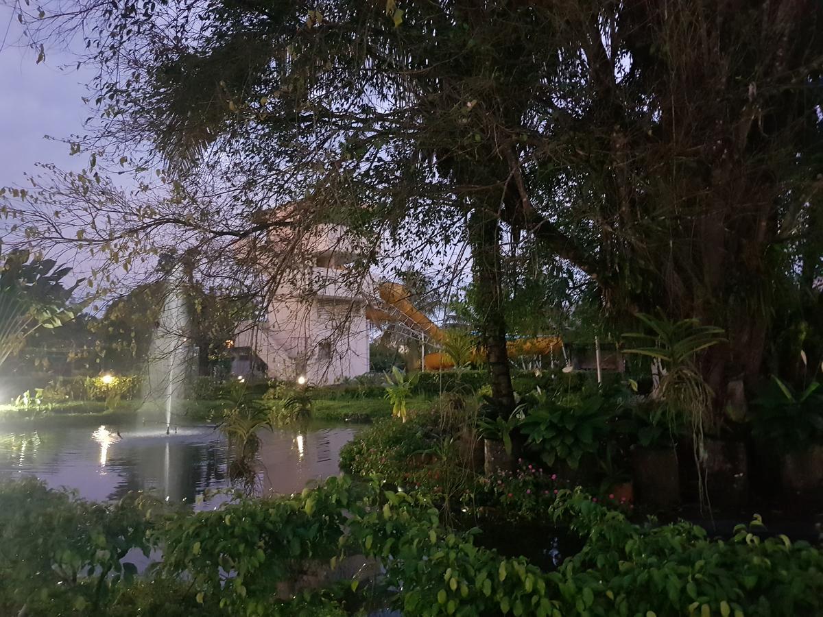 Gran Hotel De Lago - Lago Agrio Nueva Loja Ngoại thất bức ảnh
