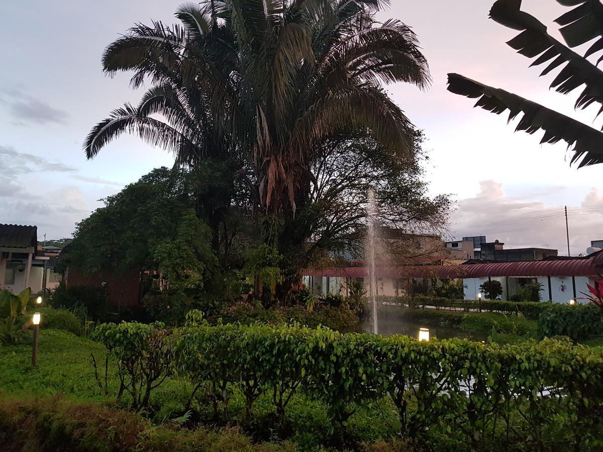 Gran Hotel De Lago - Lago Agrio Nueva Loja Ngoại thất bức ảnh